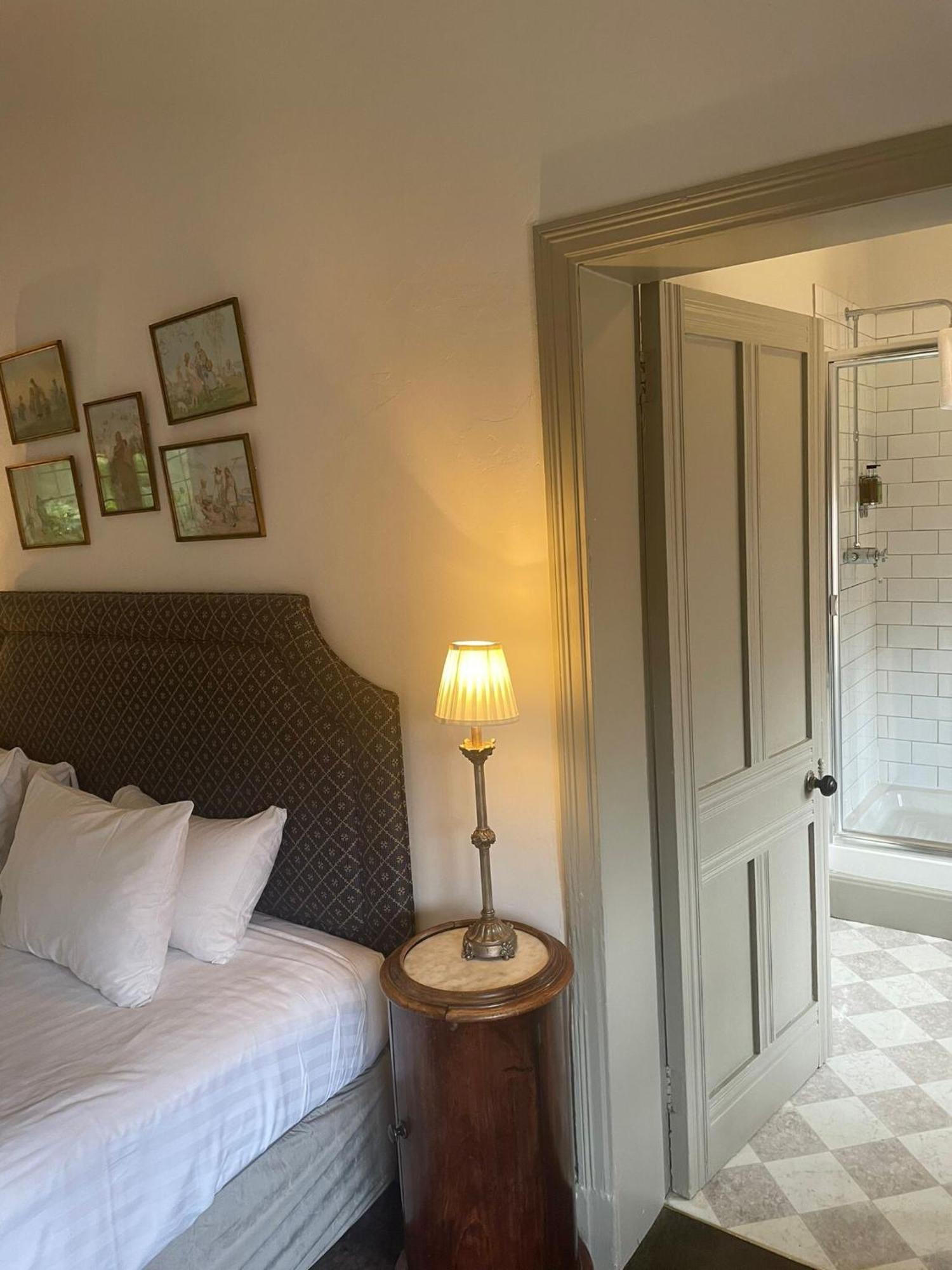 Thornton Manor - Holiday Cottages And Apartments Heswall Værelse billede