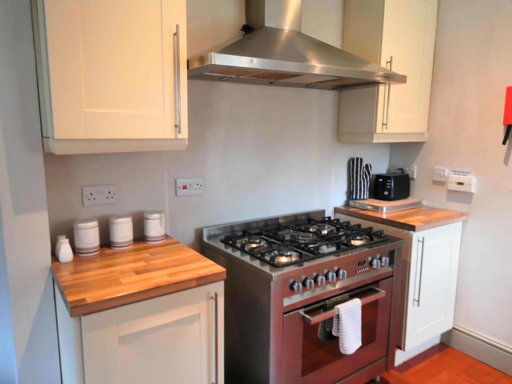 Thornton Manor - Holiday Cottages And Apartments Heswall Værelse billede