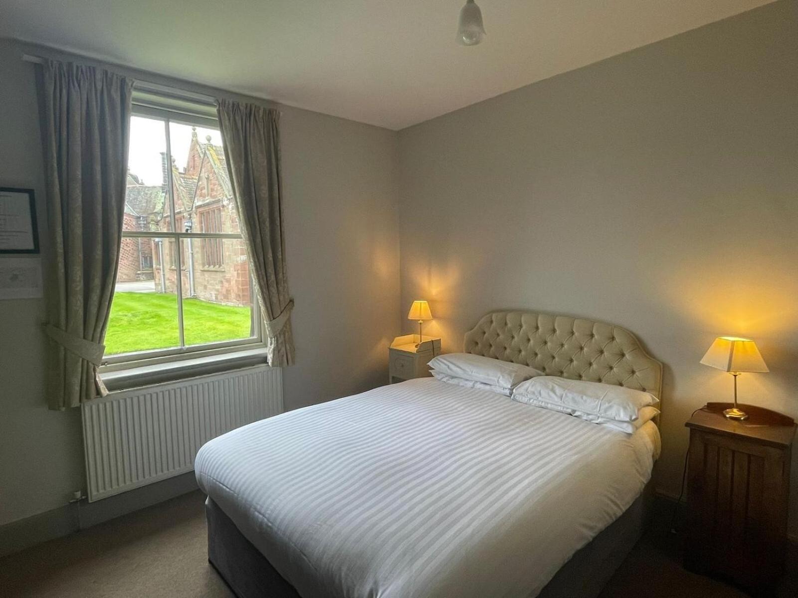 Thornton Manor - Holiday Cottages And Apartments Heswall Værelse billede
